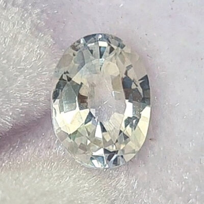 W0008 White Sapphire -1.01ct