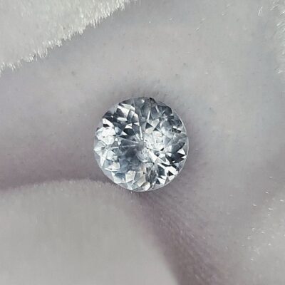 W0005 White Sapphire -1.11ct